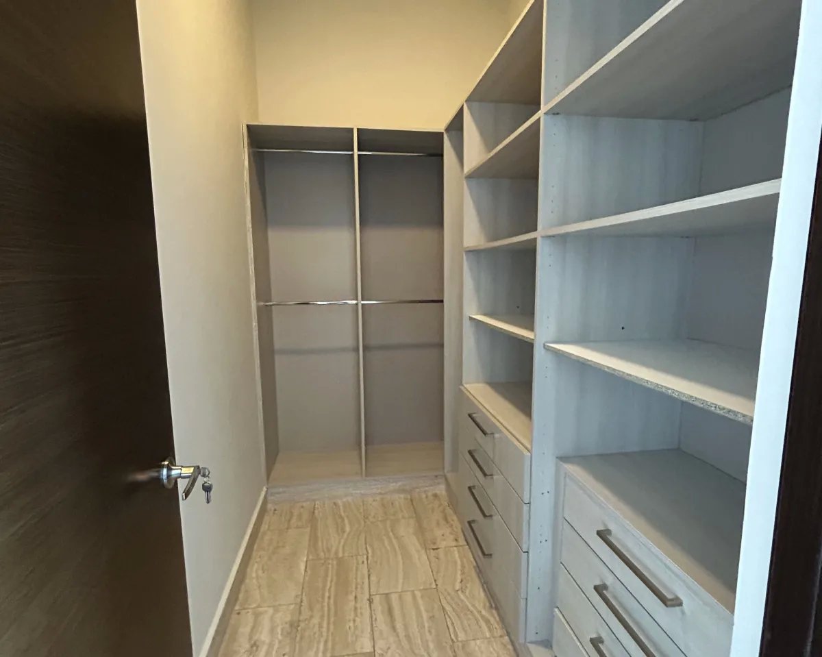 Apartment For Sale in Costa del Este