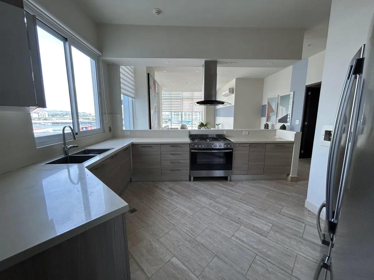 Apartment For Sale in Costa del Este