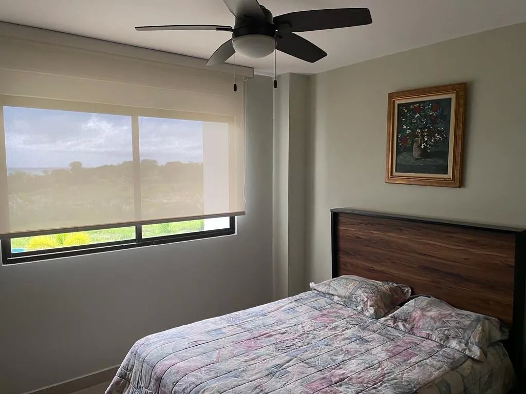 SE VENDE HERMOSO APARTAMENTO EN PLAYA DEL SOL