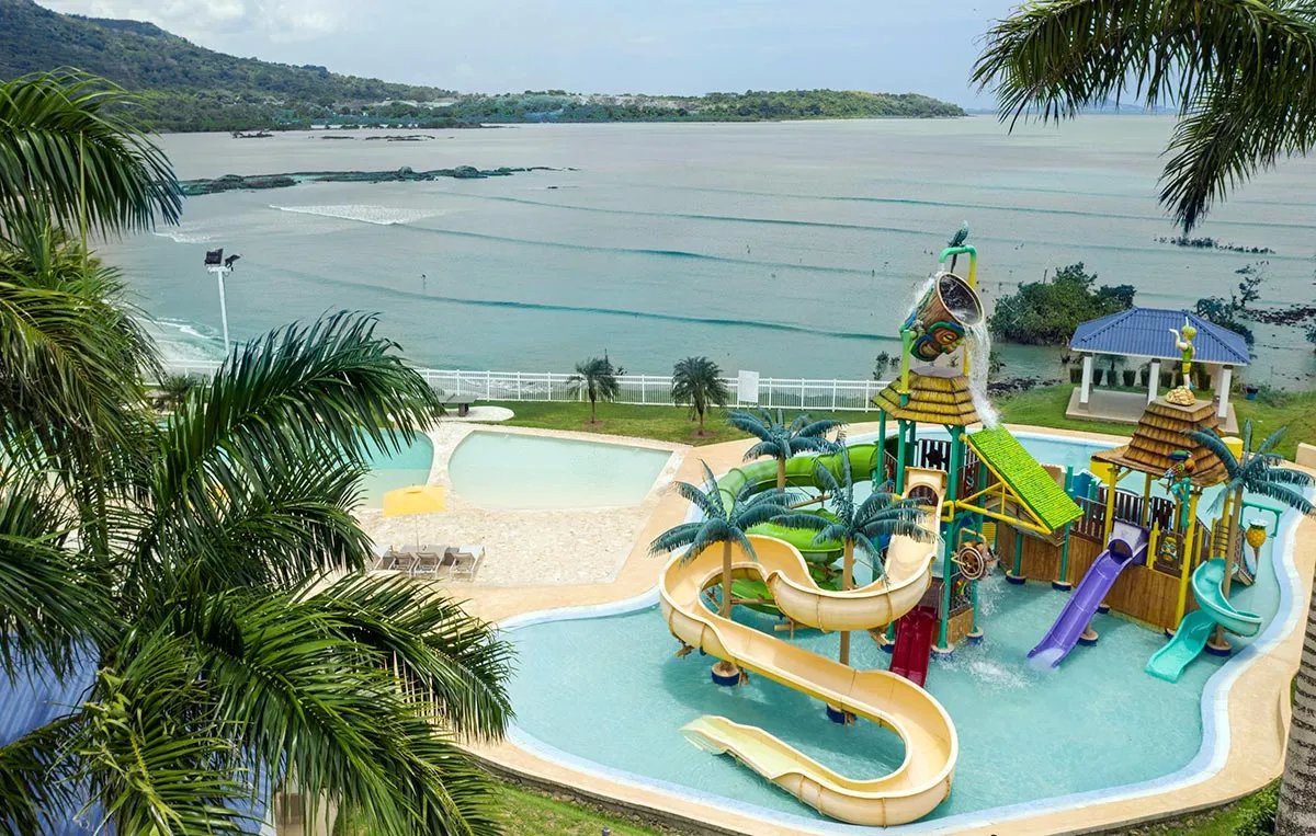 Venta de Apartamento en PH Altamarina, Playa Dorada