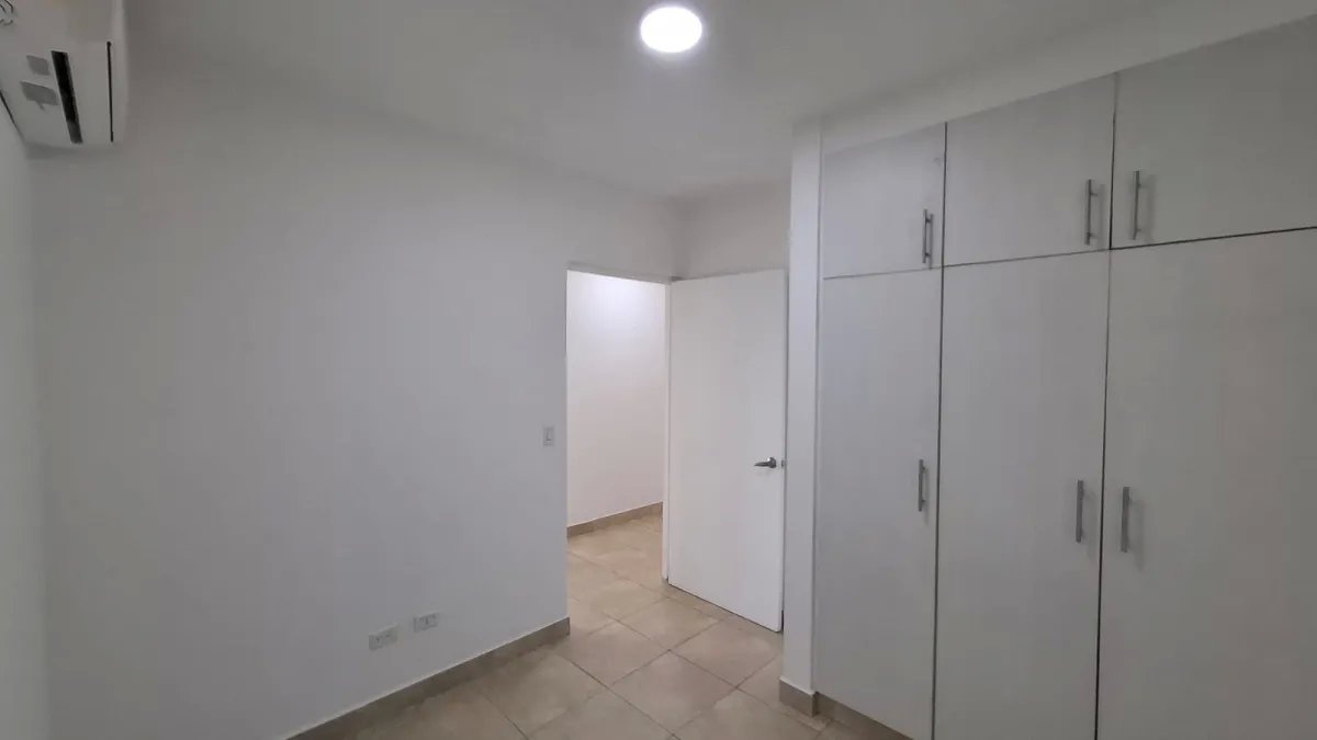 Venta de Apartamento en PH Altamarina, Playa Dorada
