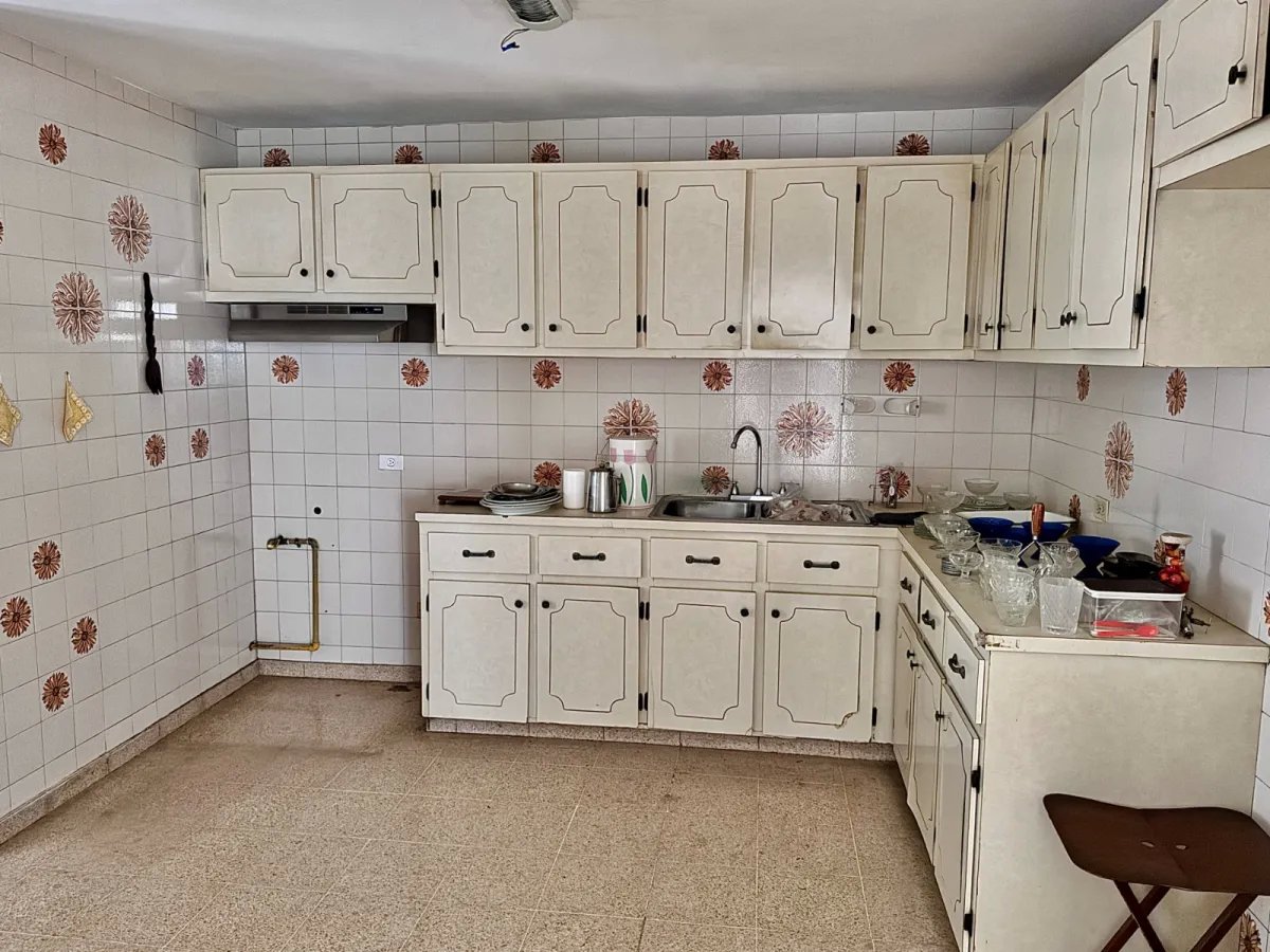 Apartment For Sale in Marbella