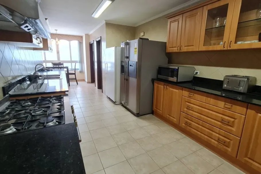 Se alquila apartamento en PH Sol Marina, Marbella