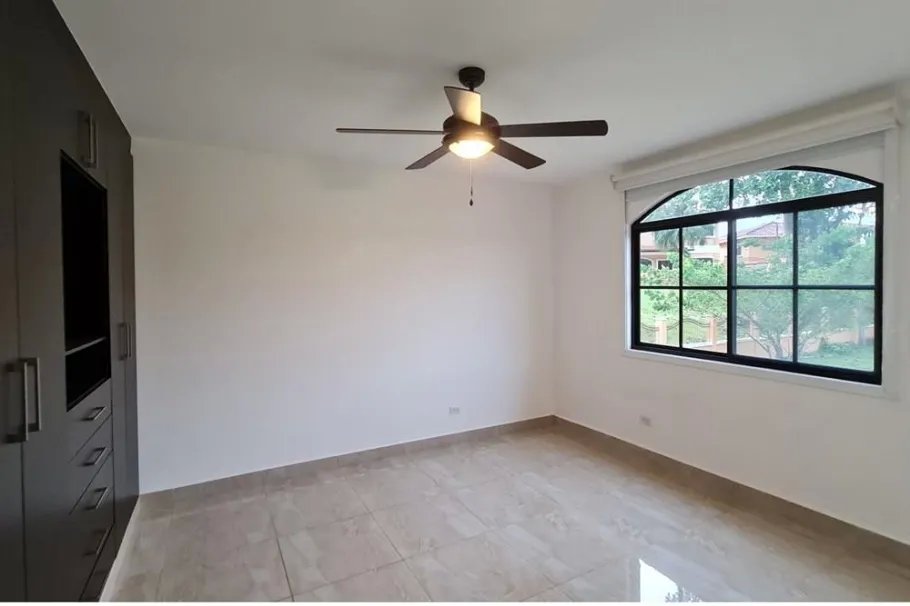 Single Family Detached For Sale in Park Road