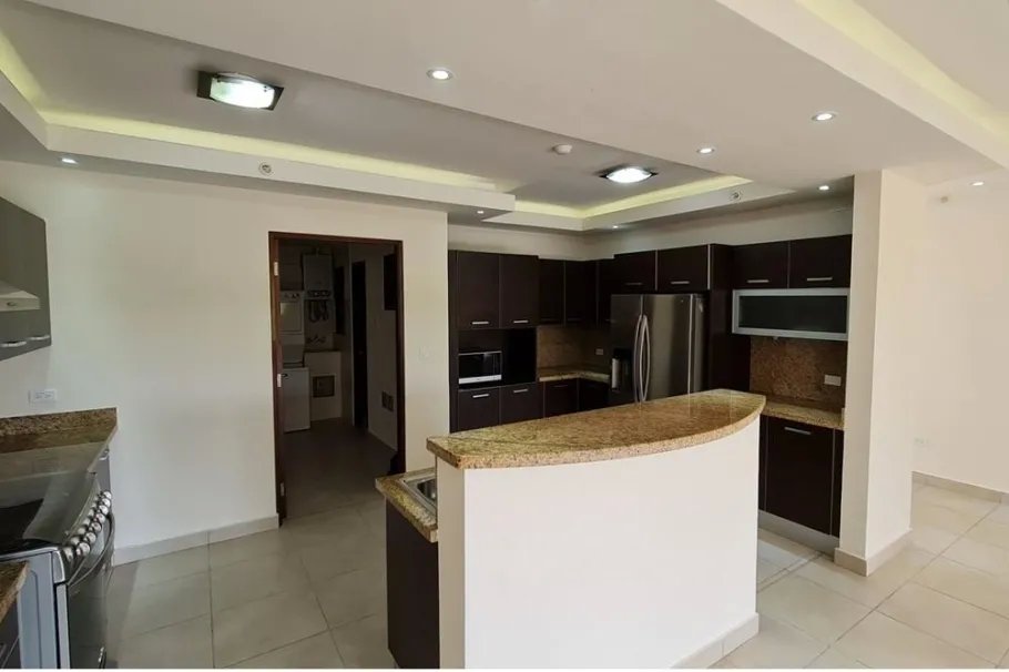 Se vende apartamento en Clayton, PH Embassy Club