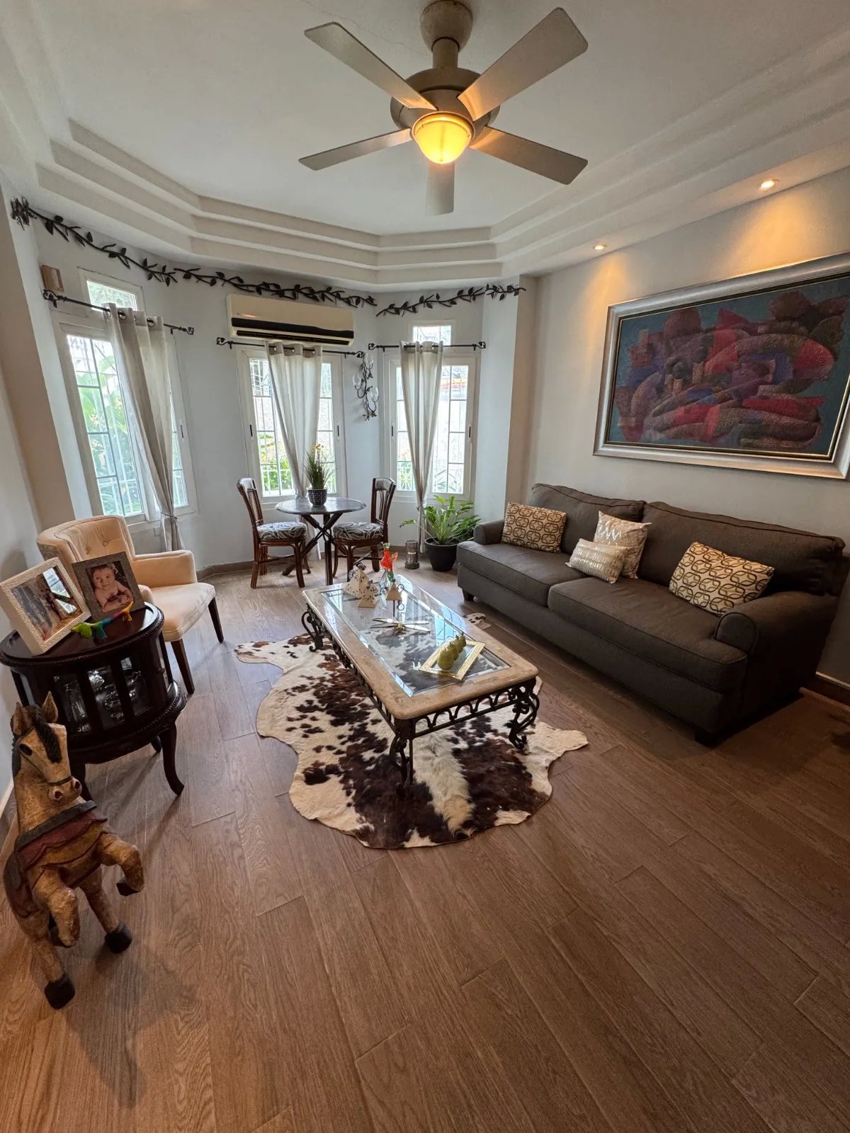 Single Family Detached For Sale in DOS MARES