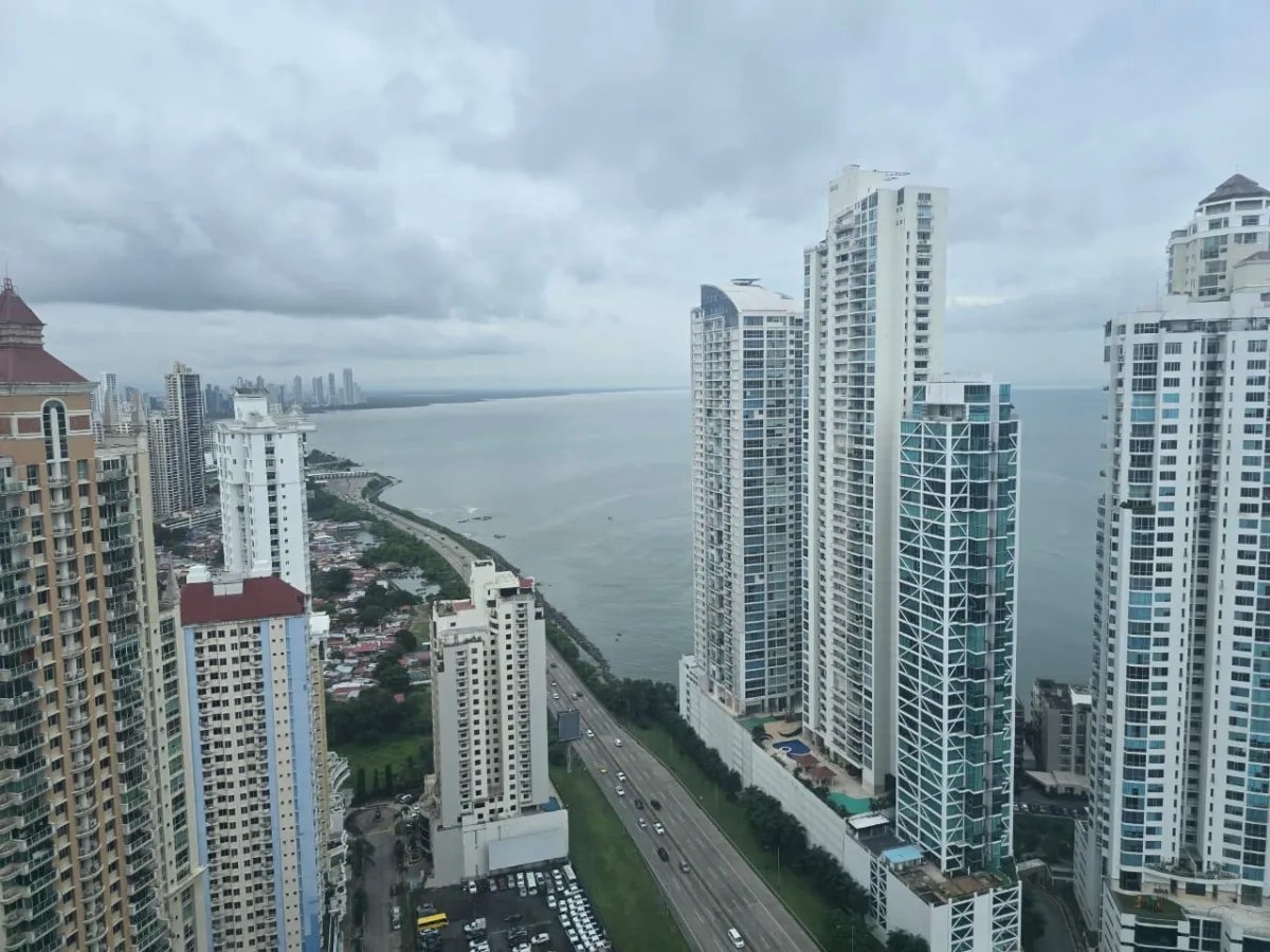 OFICINA EN VENTA  OBRA GRIS EN OCEANÍA BUSINESS PLAZA, TORRE 2000