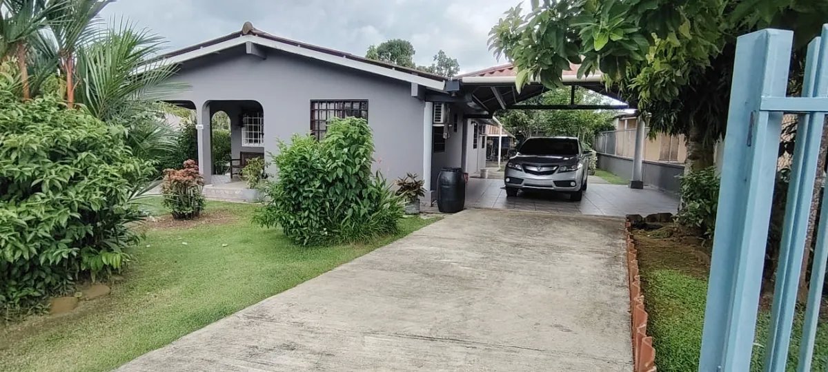 VENDO CASA EN ALTOS DE VACAMENTE