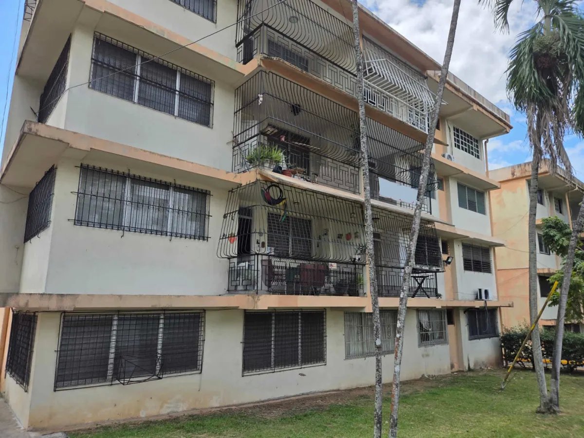 Apartment For Sale in El Dorado