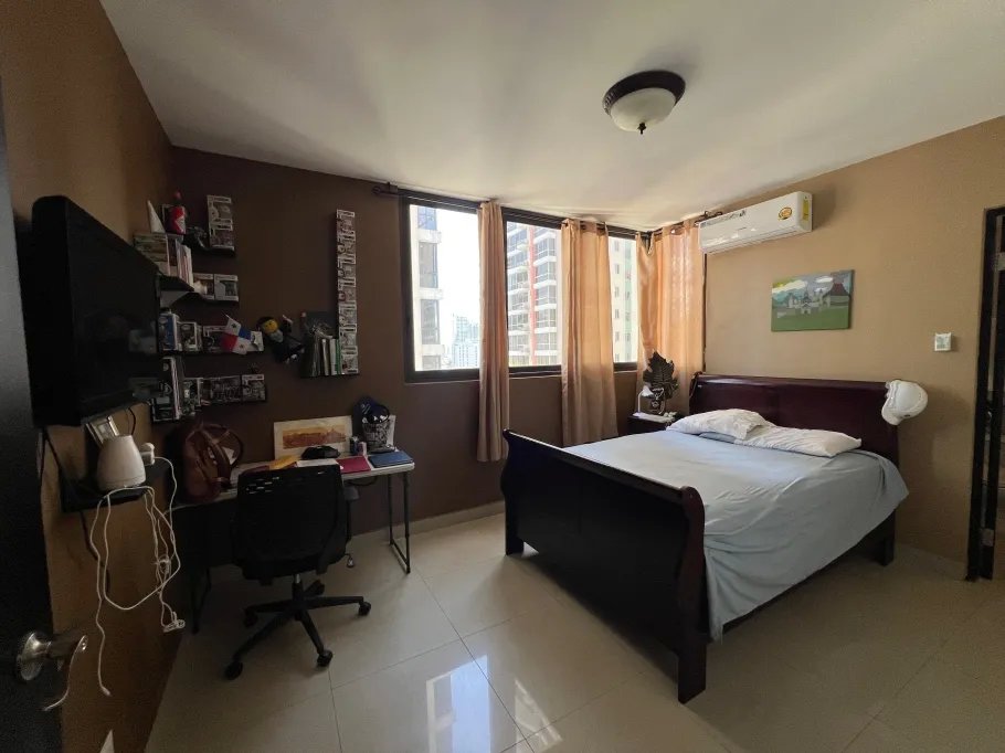 Apartment For Sale in San Francisco