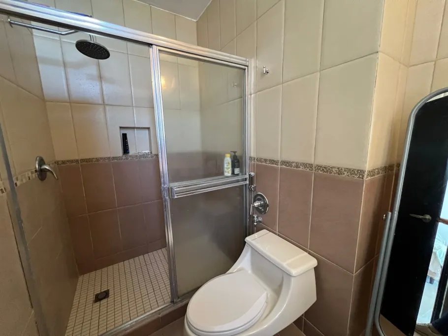 Apartment For Sale in San Francisco