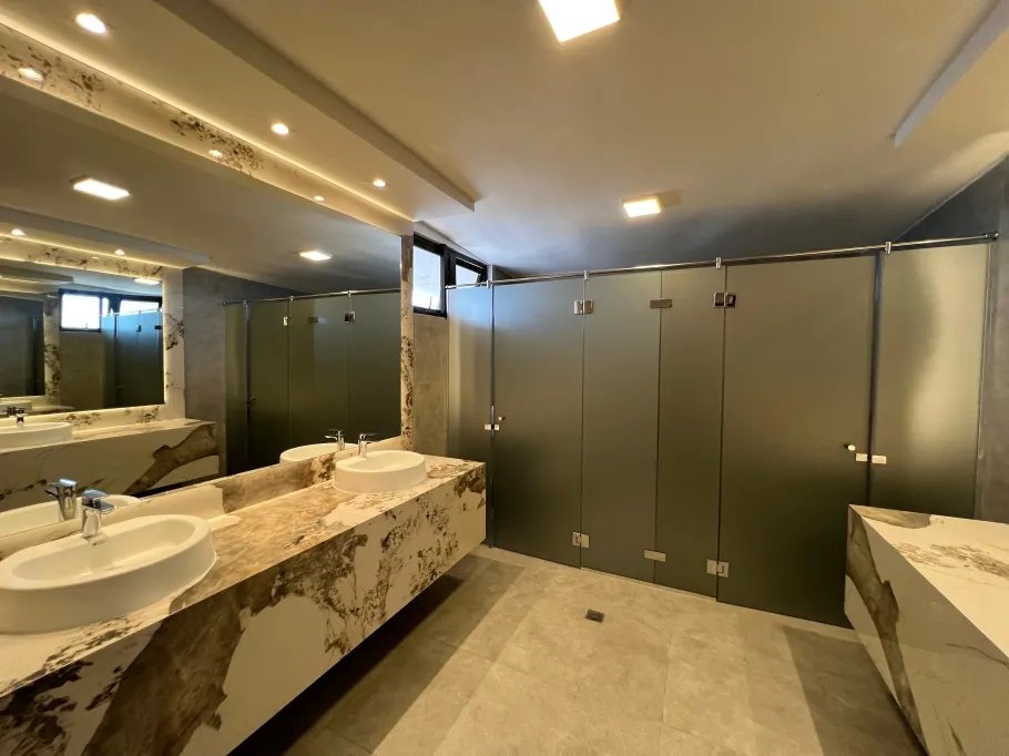 Apartment For Sale in San Francisco