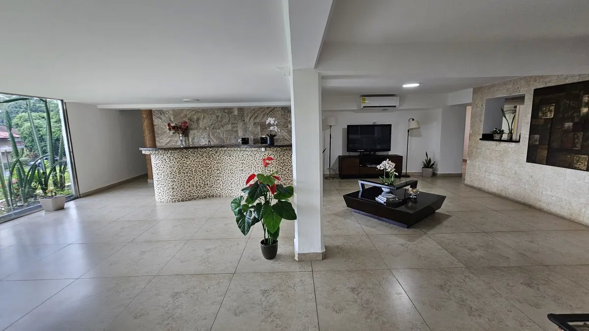 SE VENDE CASA EN ALBROOK