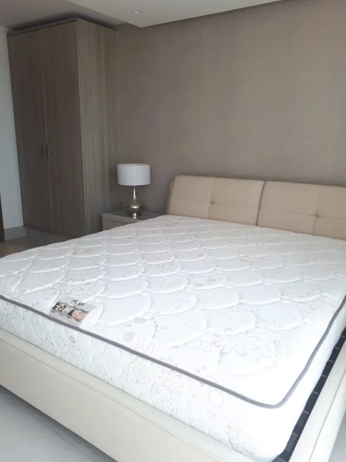 Apartment For Rent in Calle Abel Bravo