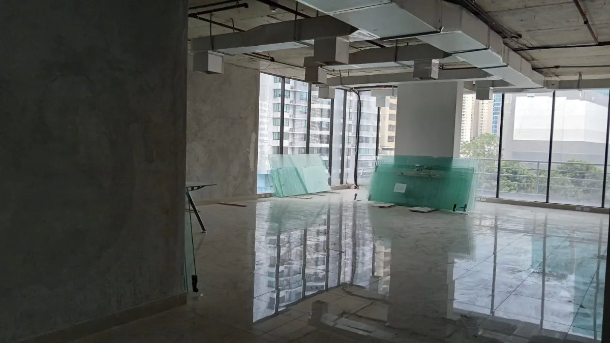 Venta de oficina en RBS Tower en Paitilla.