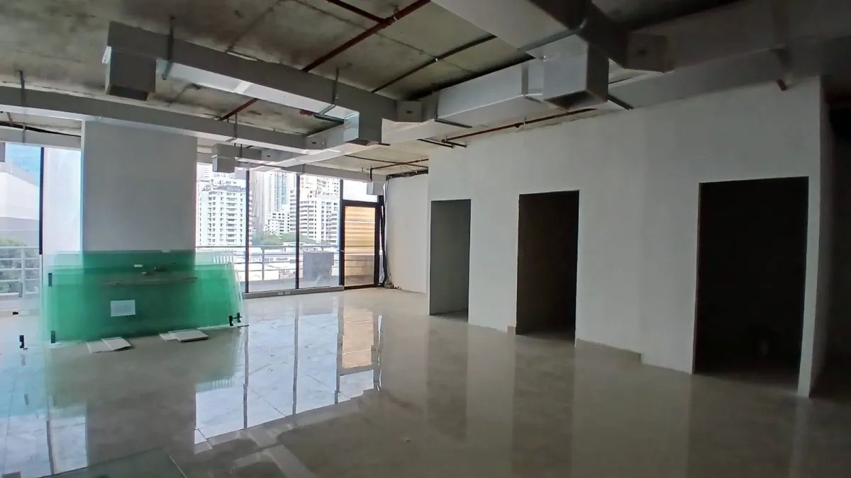 Venta de oficina en RBS Tower en Paitilla.