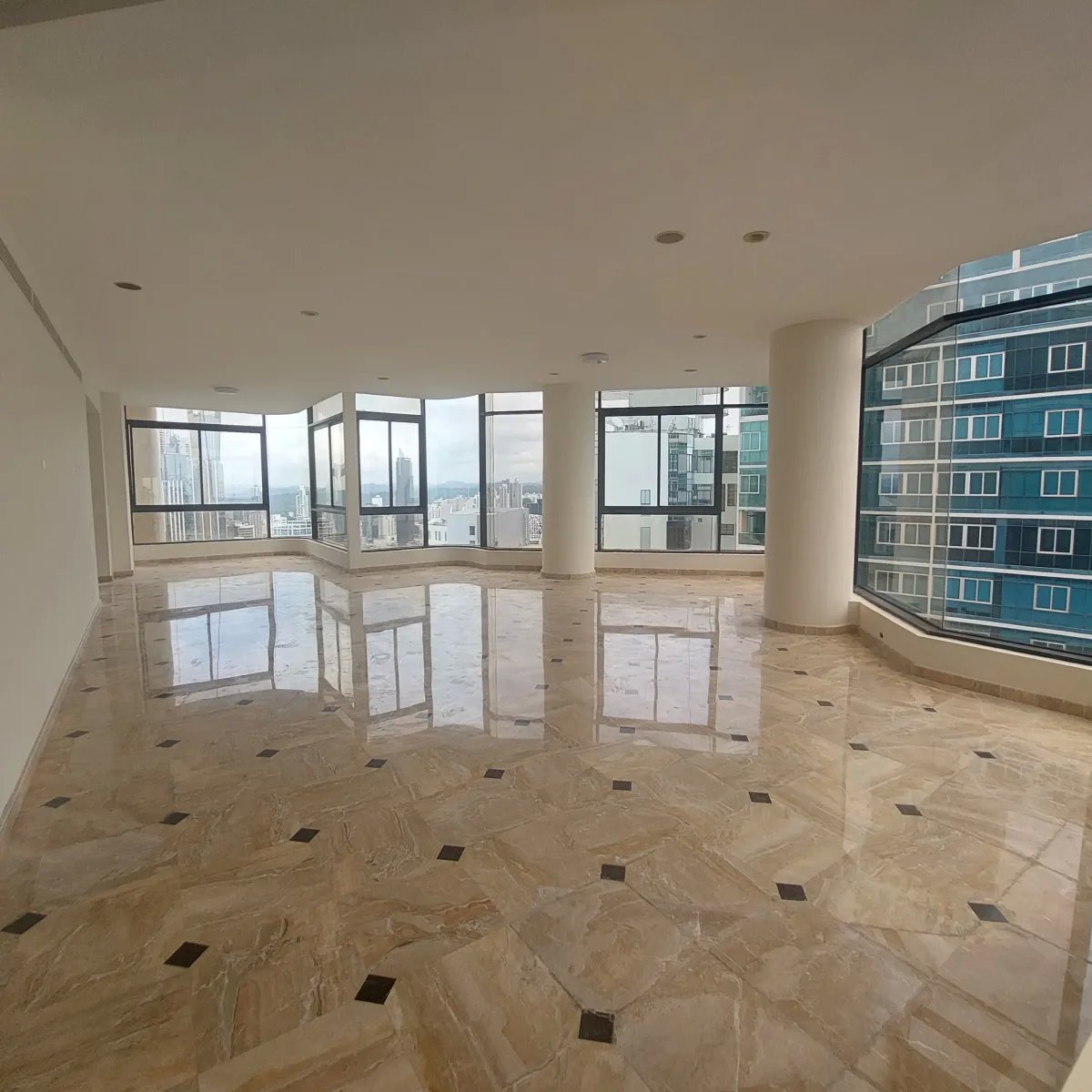 Se vende penthouse en PH Mirage, Paitilla