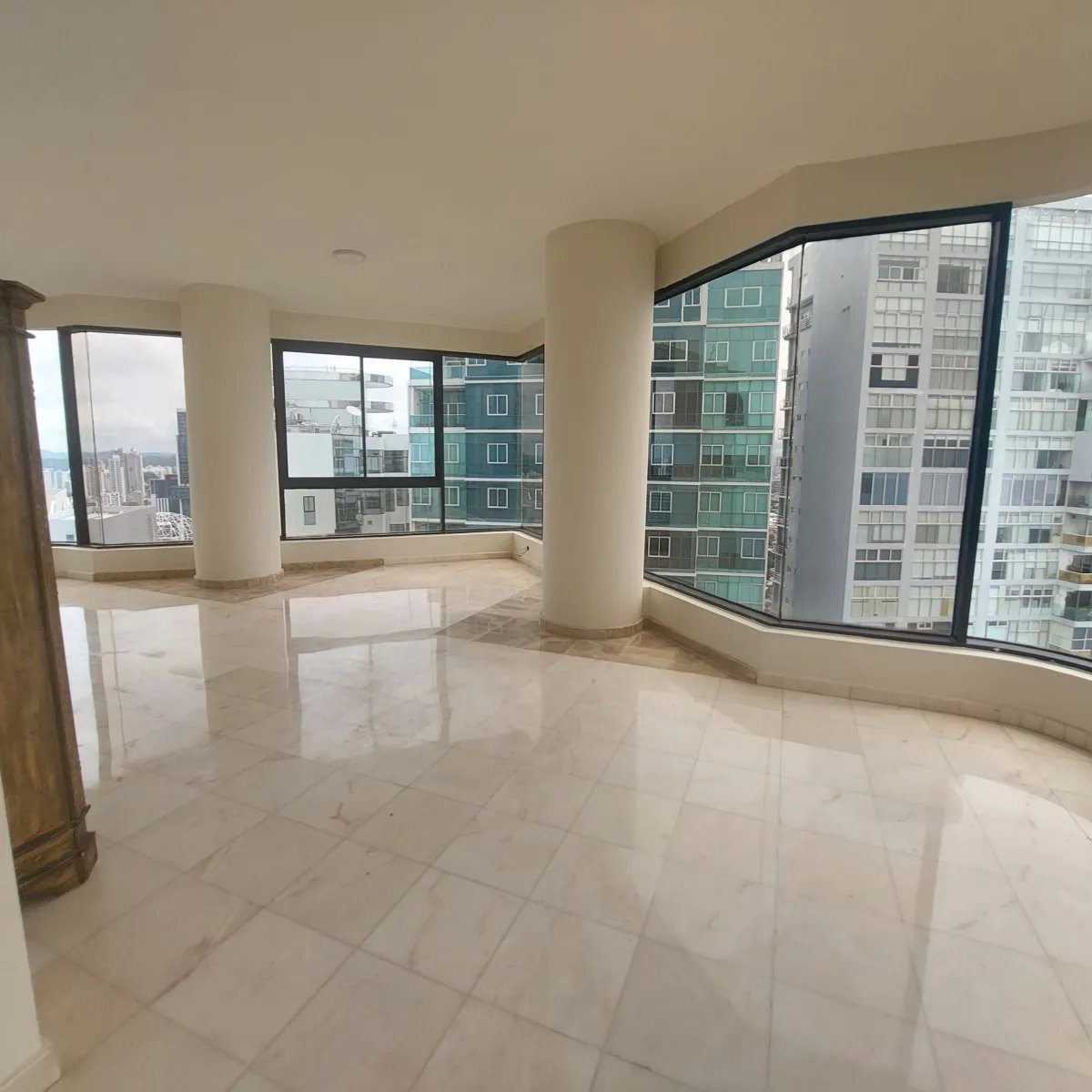 Se vende penthouse en PH Mirage, Paitilla