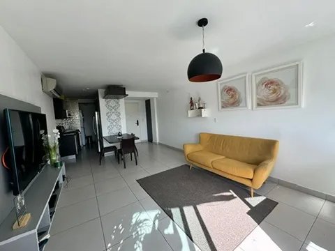 SE ALQUILA APARTAMENTO EN SAN FRANCISCO