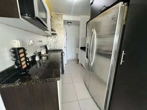 SE ALQUILA APARTAMENTO EN SAN FRANCISCO