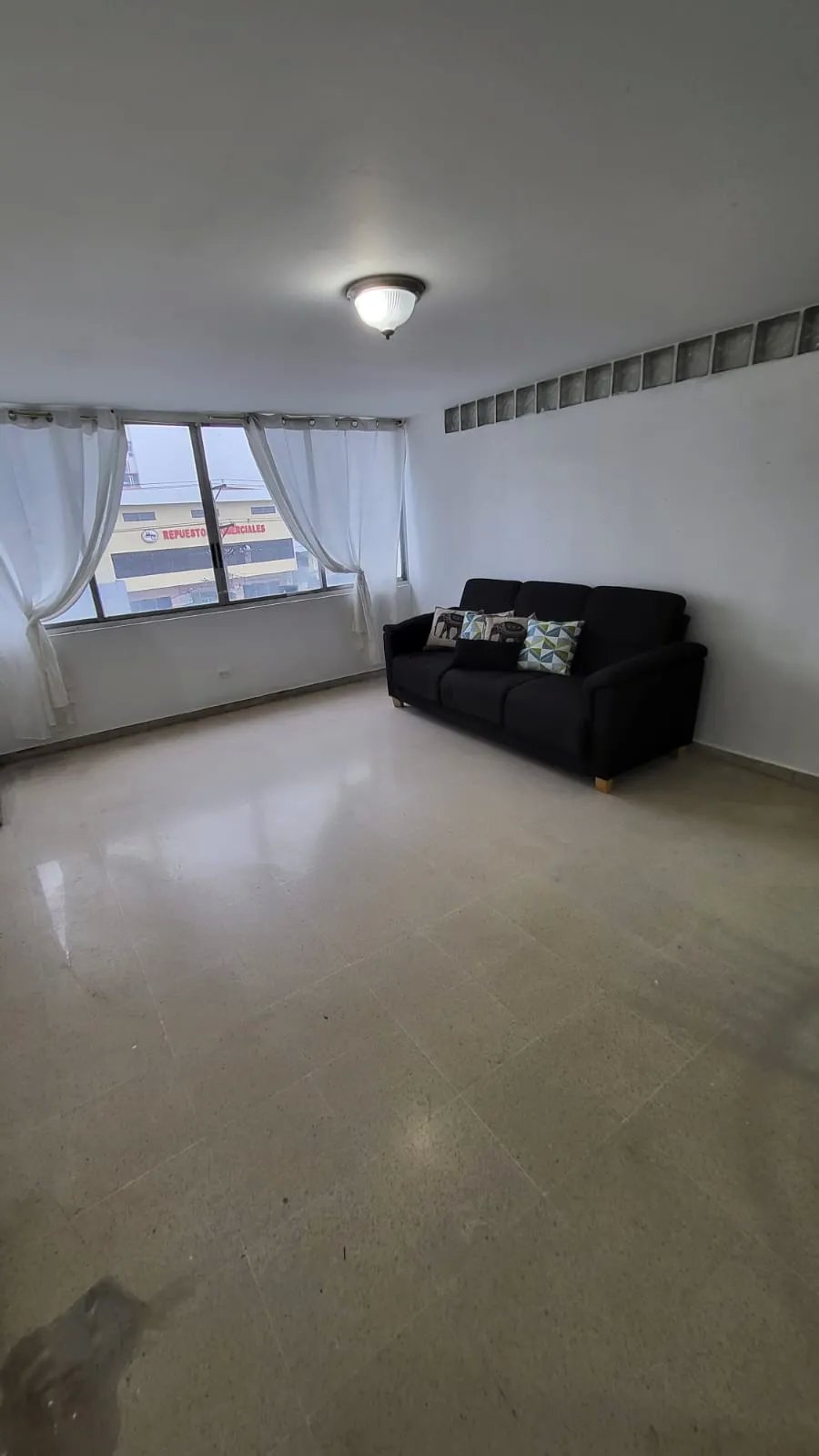 Vendo centrico apartamento en Rio Abajo