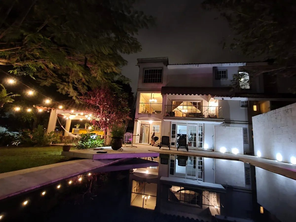VENTA DE CASA REMODELADA EN ALBROOK, PANAMÁ
