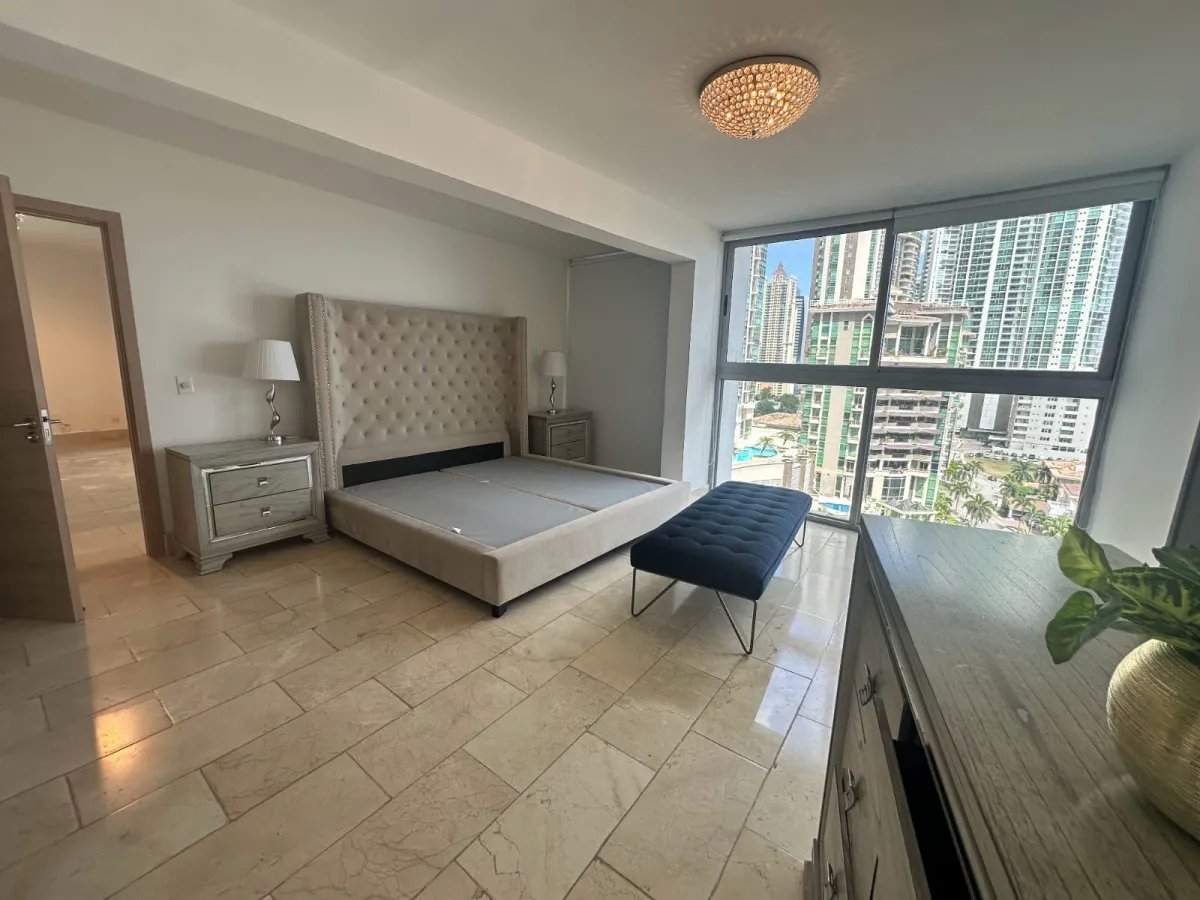 Venta de Apartamento en PH Grand Tower
