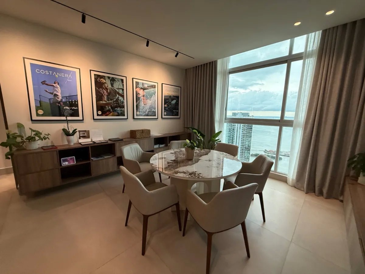 Venta de Apartamento en Torre Aqua de Costanera Ave Balboa