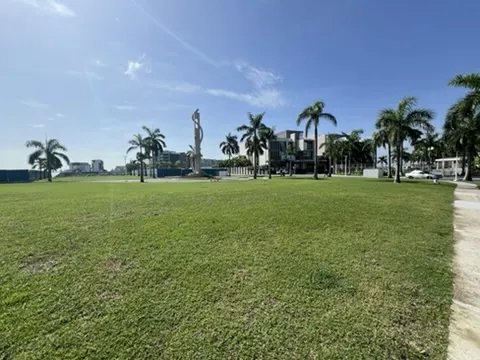 SE VENDE TERRENO EN OCEAN REEF ISLANDS