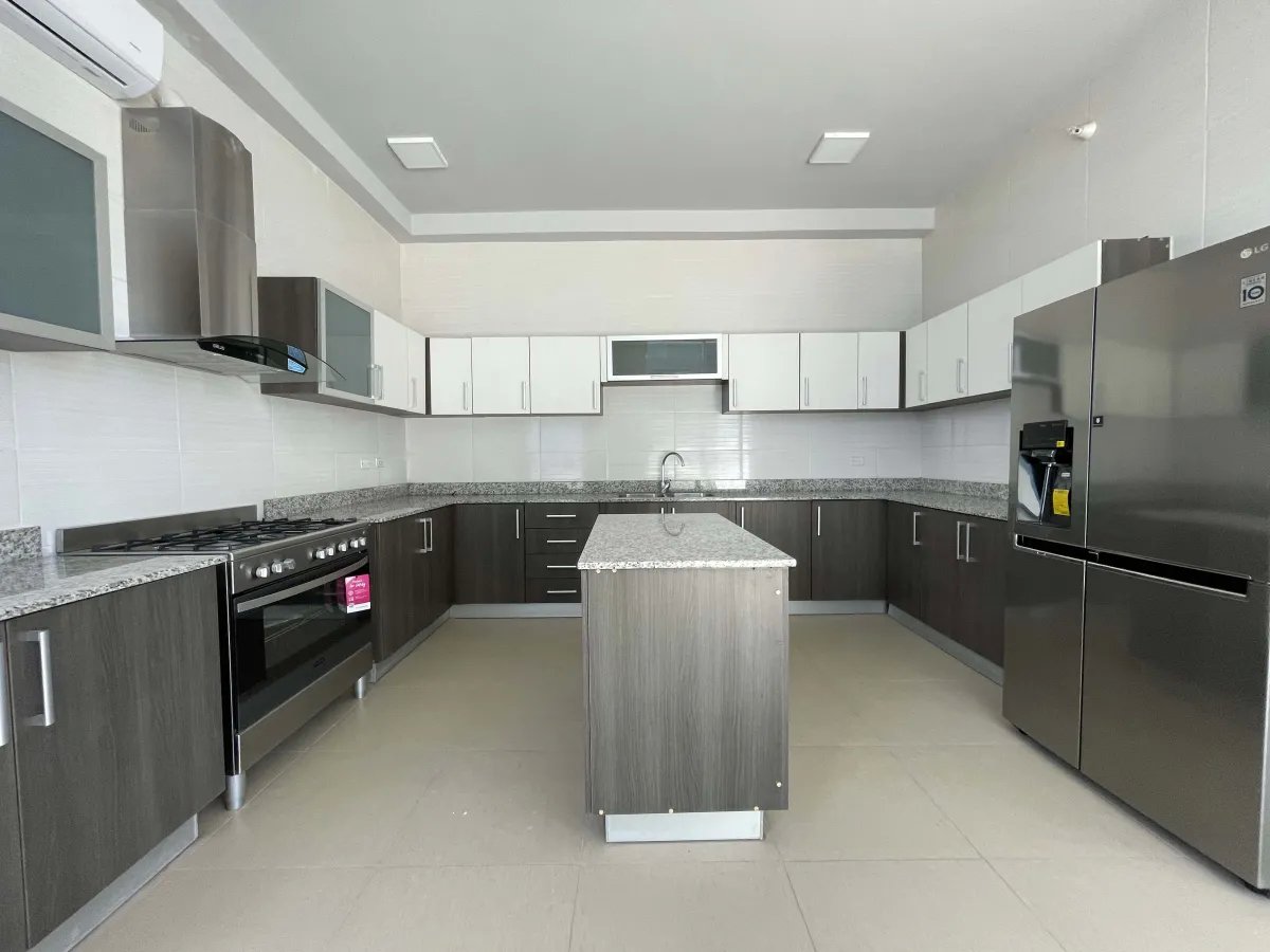 Alquiler de Apartamento Amoblado en Costa Del Este