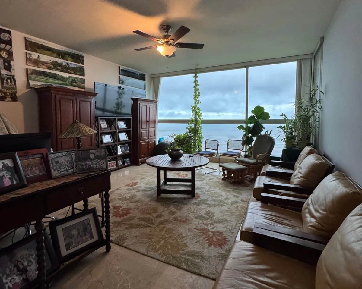 Apartment For Sale in Costa del Este