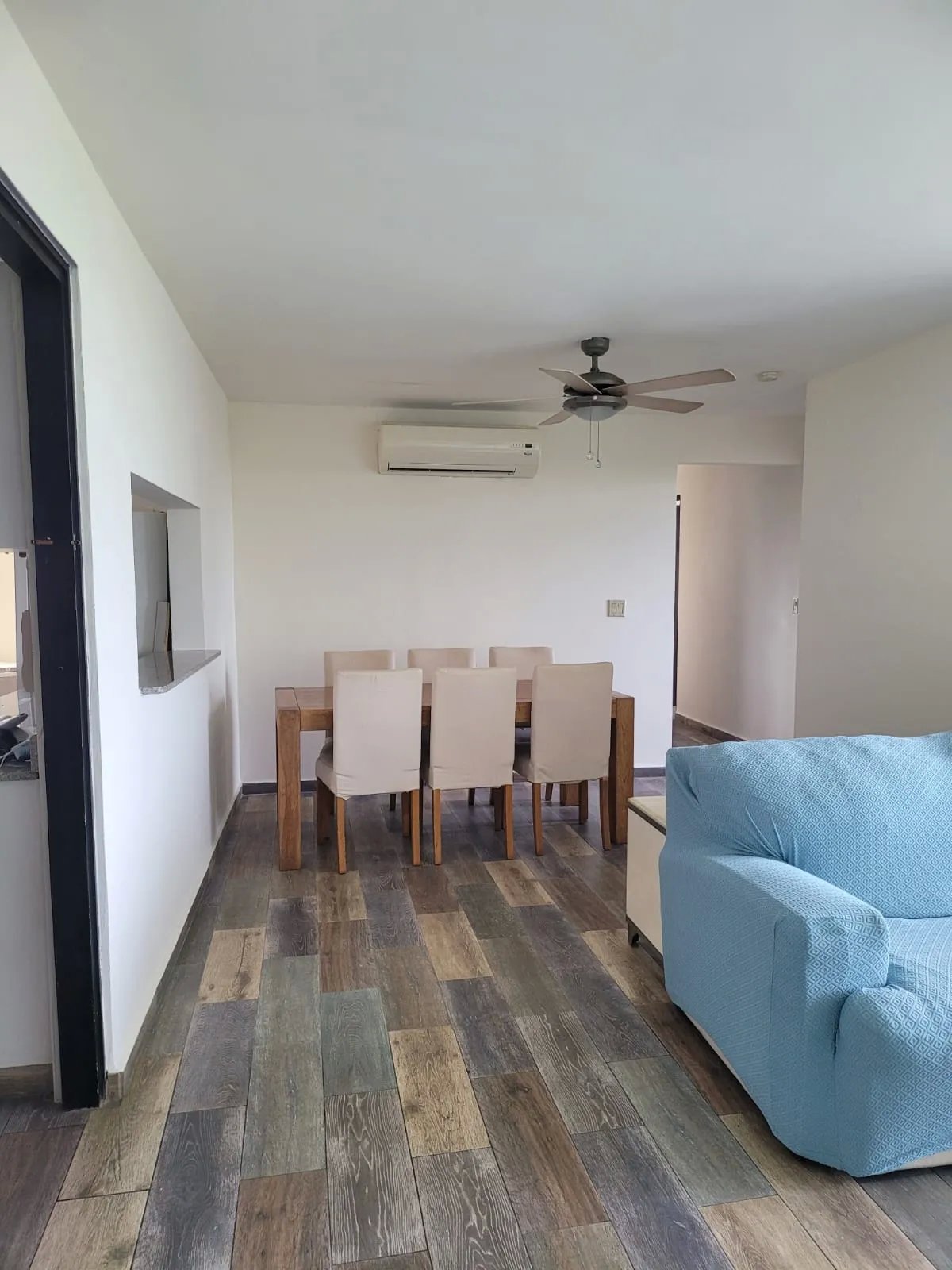 Alquiler apartamento PH Hyde Park frente parque Omar