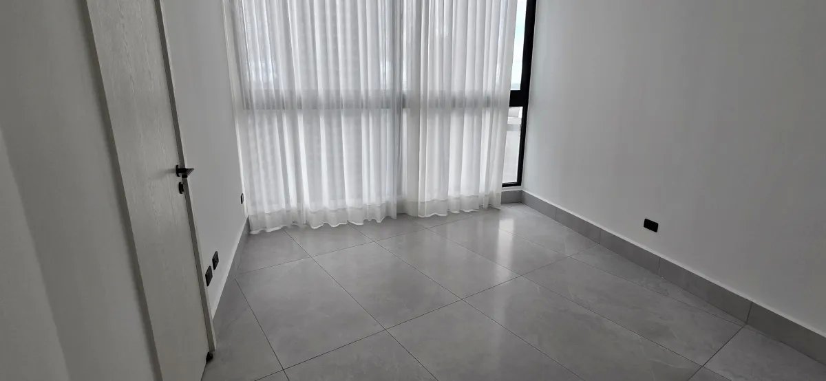 Apartment For Sale in Punta Paitilla