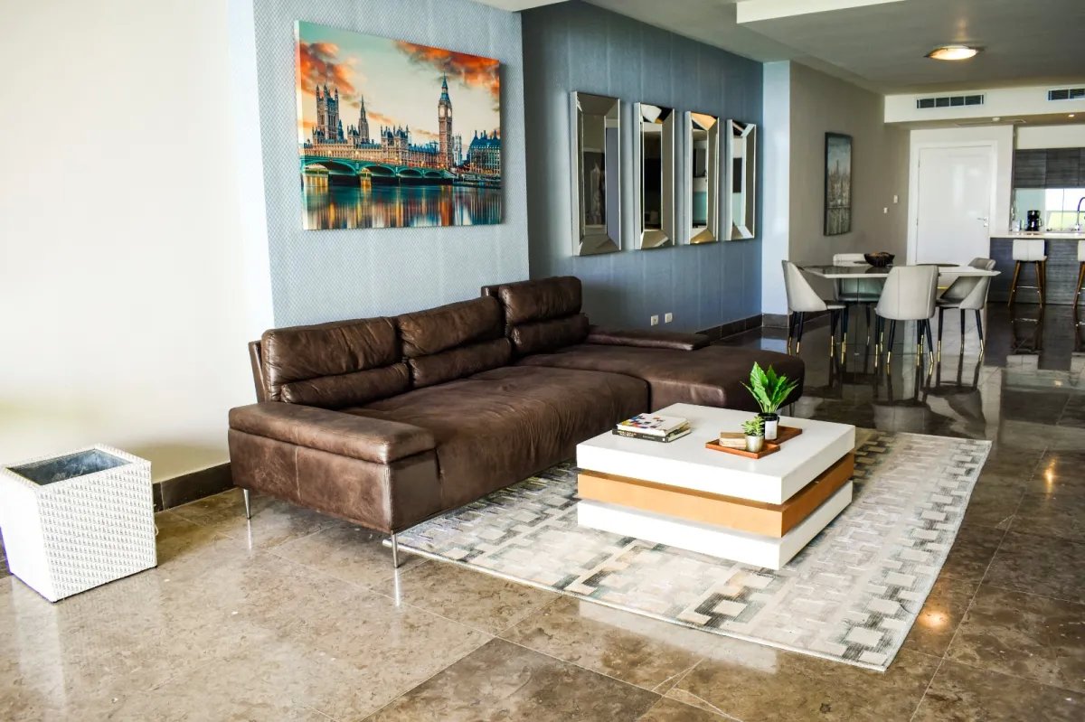 Apartment Sale and Rent in Avenida Balboa