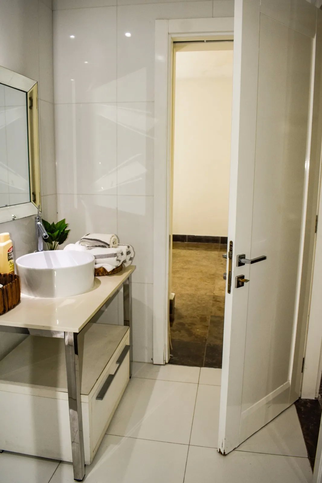 Apartment Sale and Rent in Avenida Balboa