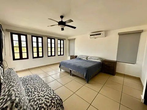 Townhouse For Sale in Avenida Vista Mar