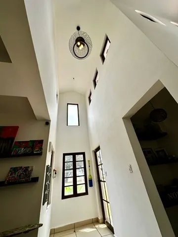 Townhouse For Sale in Avenida Vista Mar