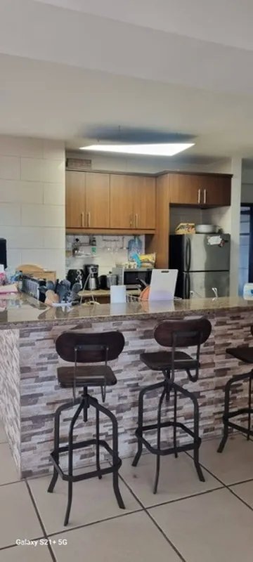 SE VENDE TOWN HOUSE EN VISTA MAR