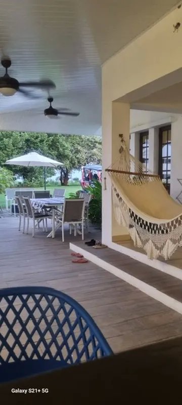 SE VENDE TOWN HOUSE EN VISTA MAR