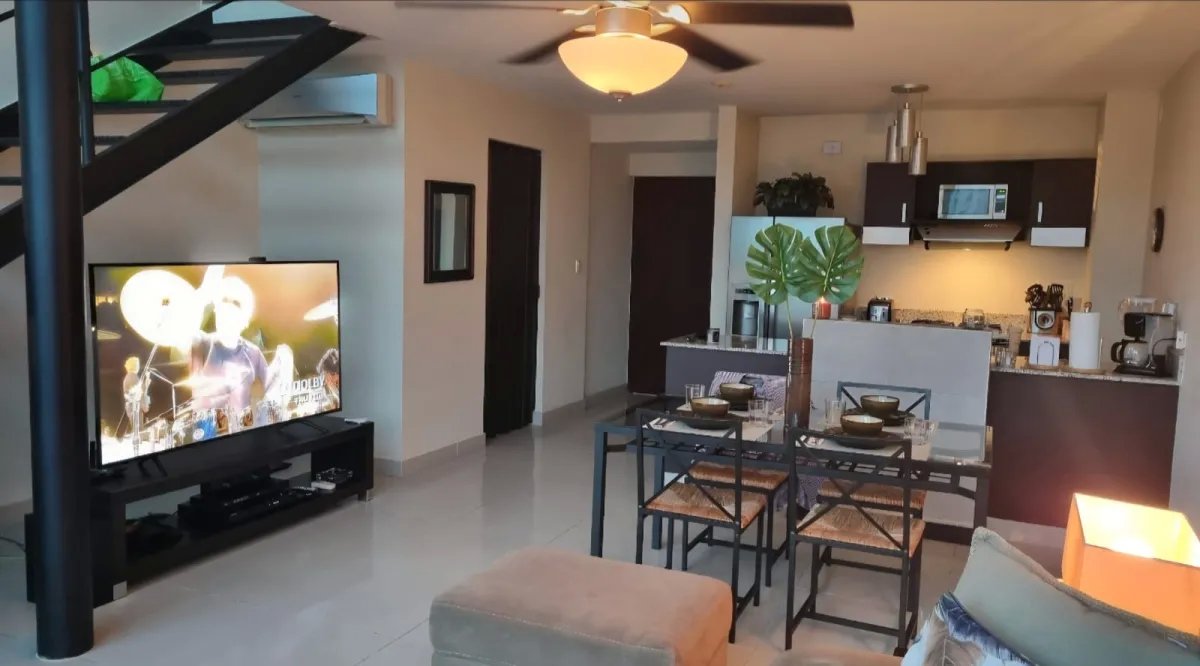 Se Alquila hermoso apartamento en El Cangrejo PH Vitro