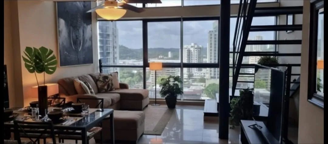 Se Alquila hermoso apartamento en El Cangrejo PH Vitro