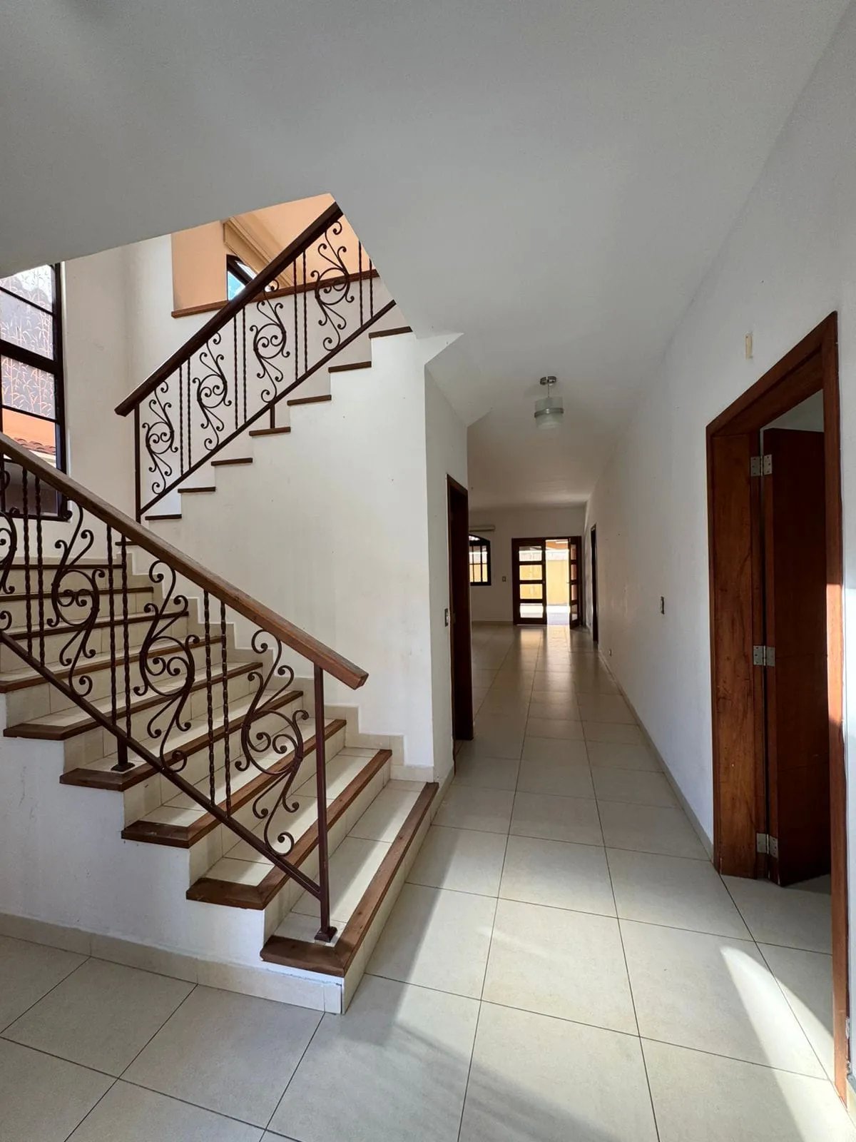 Duplex For Sale in Costa Sur