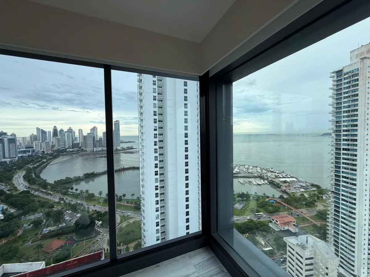 Apartment For Sale in Bella Vista