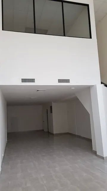 SE ALQUILA LOCAL COMERCIAL EN SAN FRANCISCO