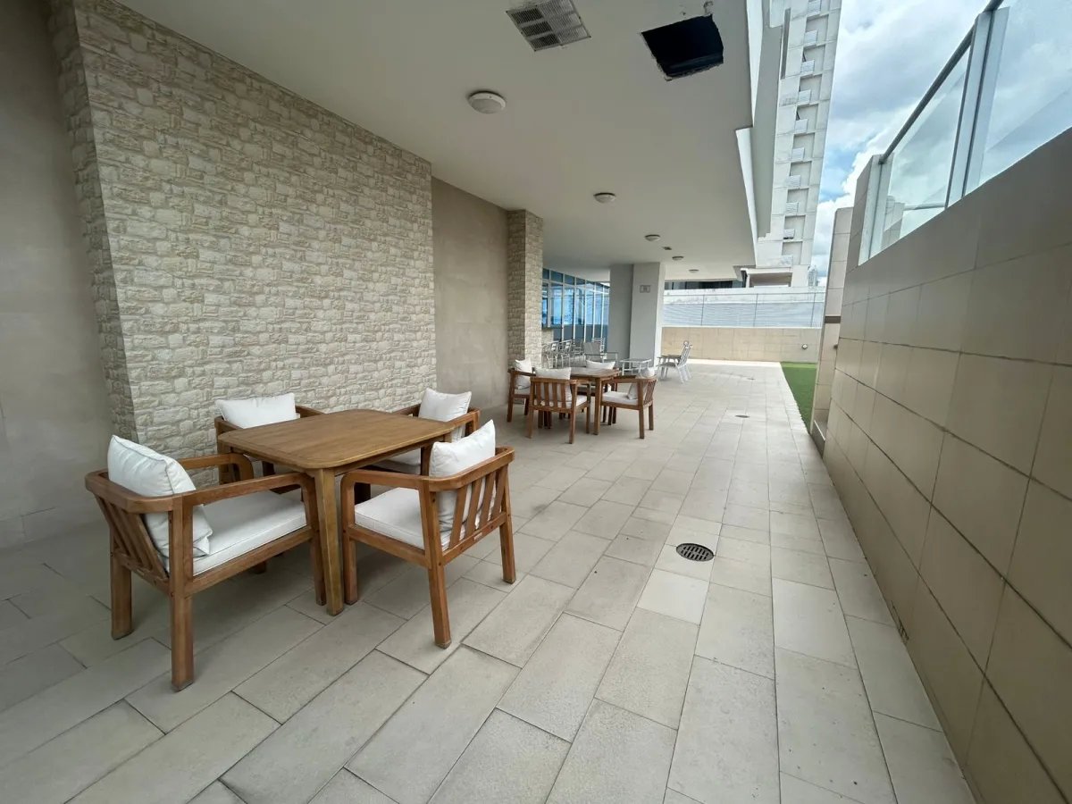 Venta de apartamento en PH Rainbow Towers