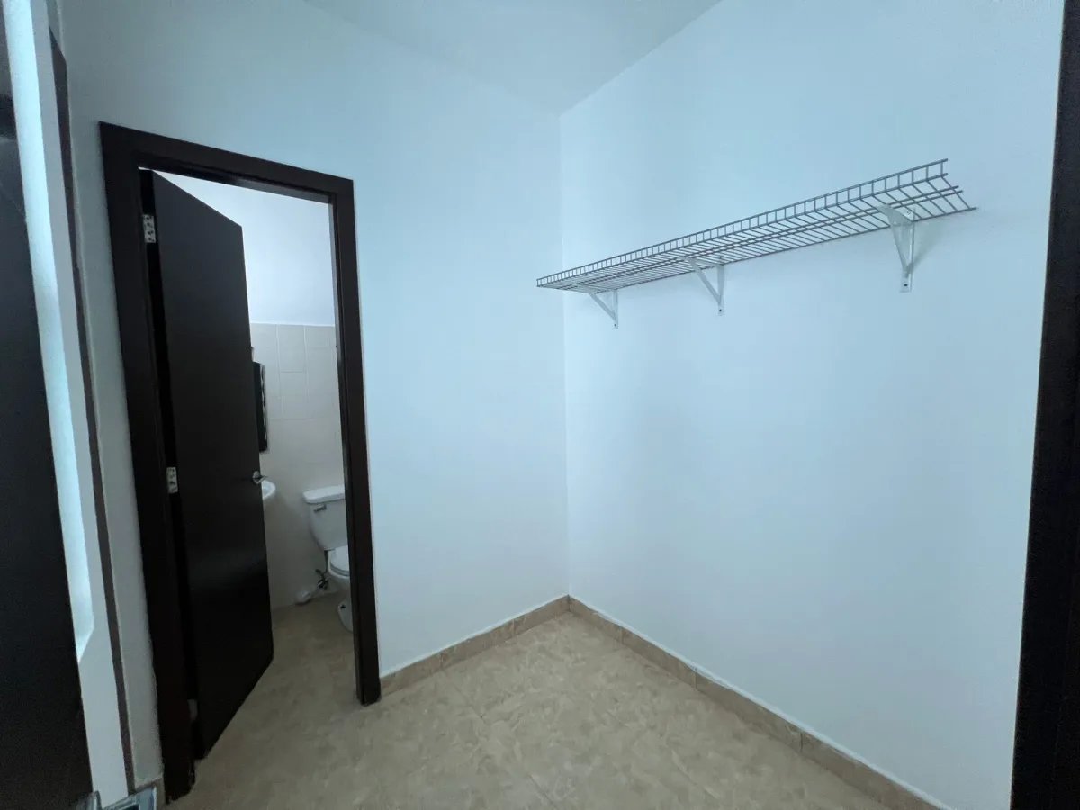 Venta de apartamento en PH. Titanium, Costa del Este