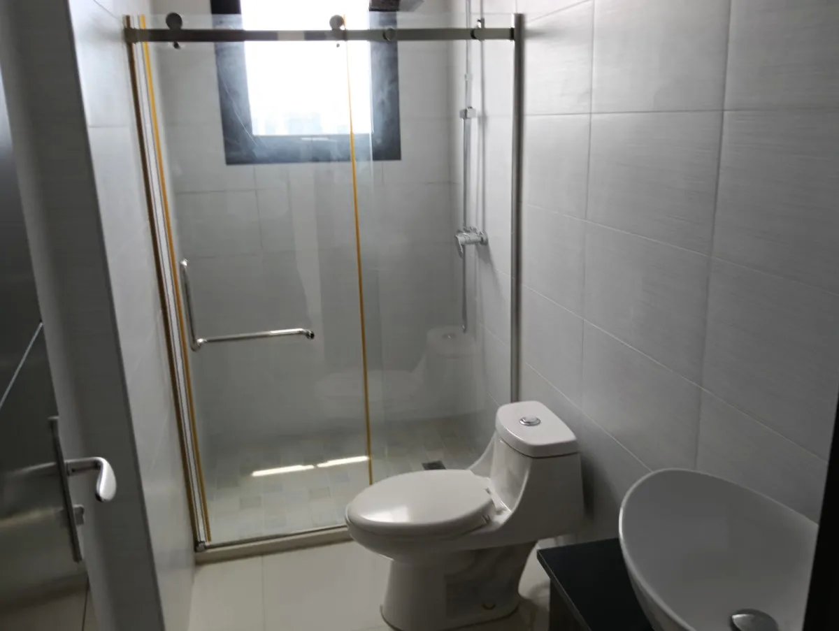 Vendo penthouse en el Cangrejo 200mts, 3 rec + cbe, lujoso y amplio