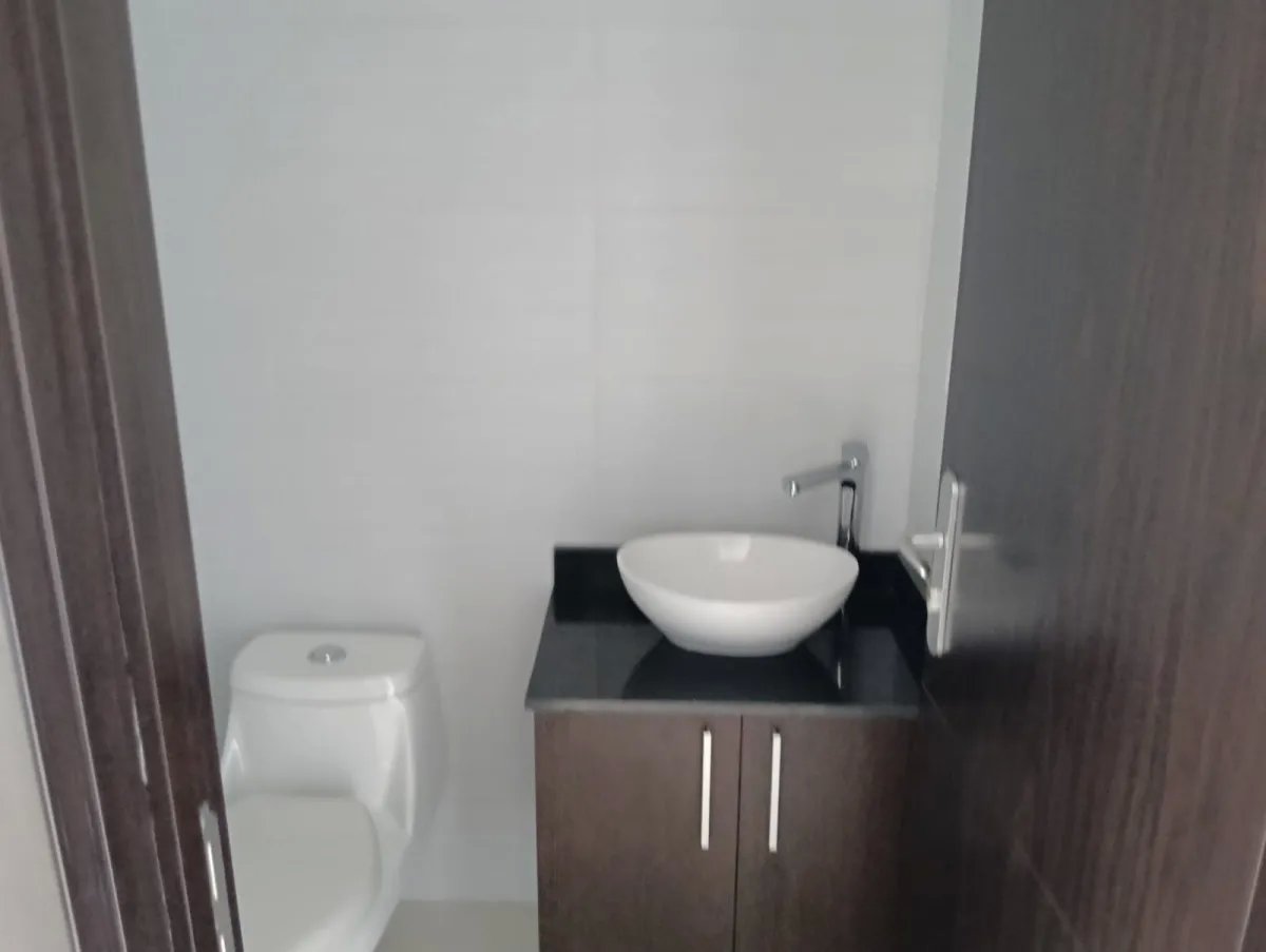 Vendo penthouse en el Cangrejo 200mts, 3 rec + cbe, lujoso y amplio