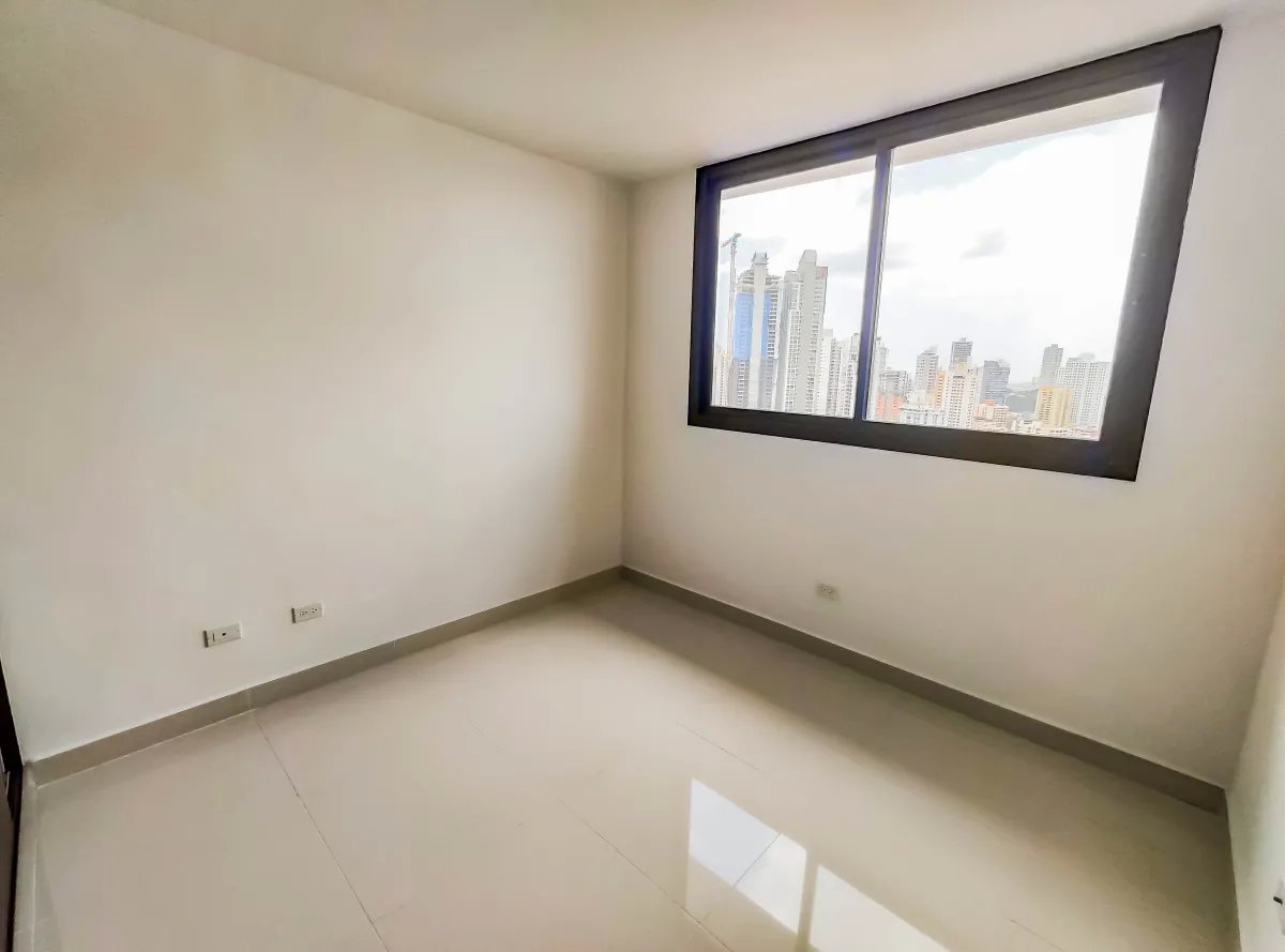 Apartment For Sale in El Cangrejo