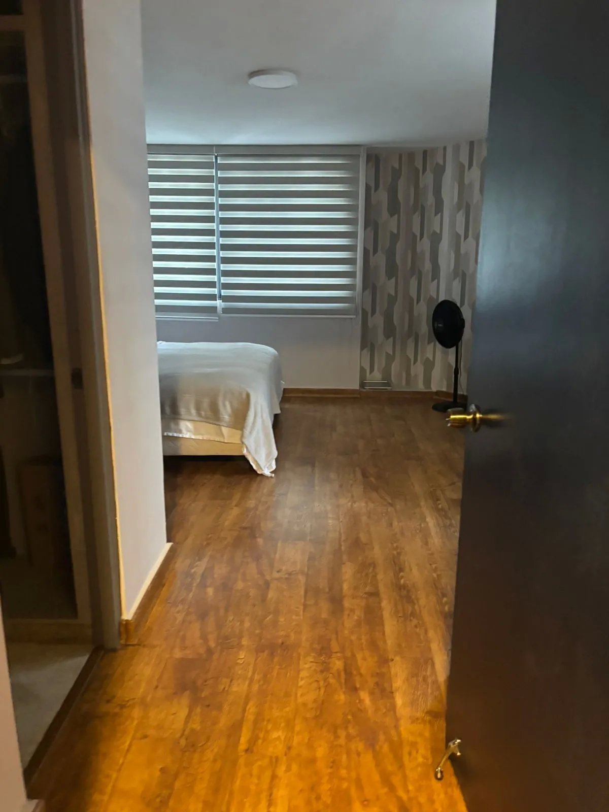 SE VENDE HERMOSO APARTAMENTO EN P.H. SKY VIEW